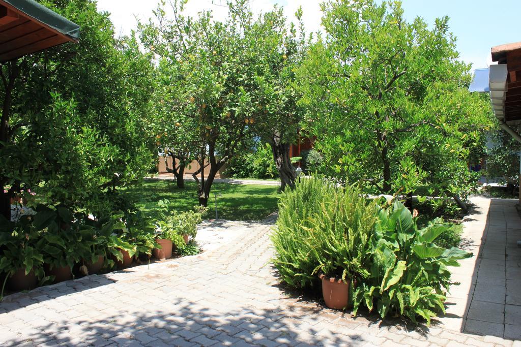 Yildiz Pension Bungalows ชิลารึ ภายนอก รูปภาพ