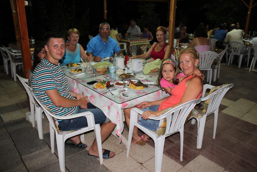 Yildiz Pension Bungalows ชิลารึ ภายนอก รูปภาพ